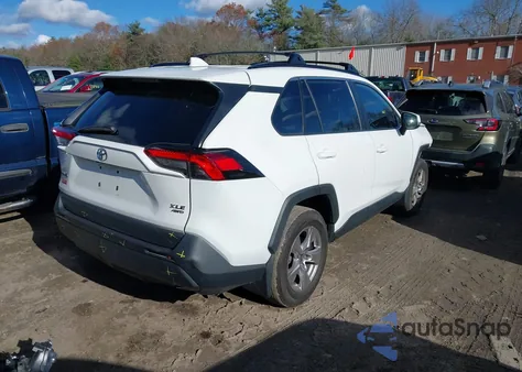 2023 Toyota Rav4 Xle z USA, uszkodzony, nr VIN 2T3P1RFV0PW355825